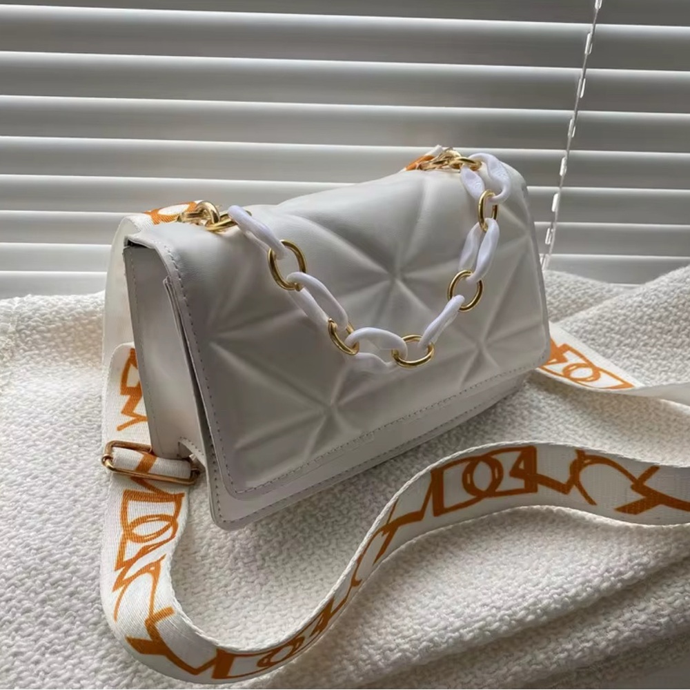SHEIN White Crossbody Bag with Gold Chain